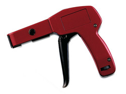 Fastening tool