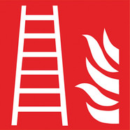Brandbeveiligingssymbolen conform ISO 7010 Kleeffolie, lang nalichtend, Brandleiding